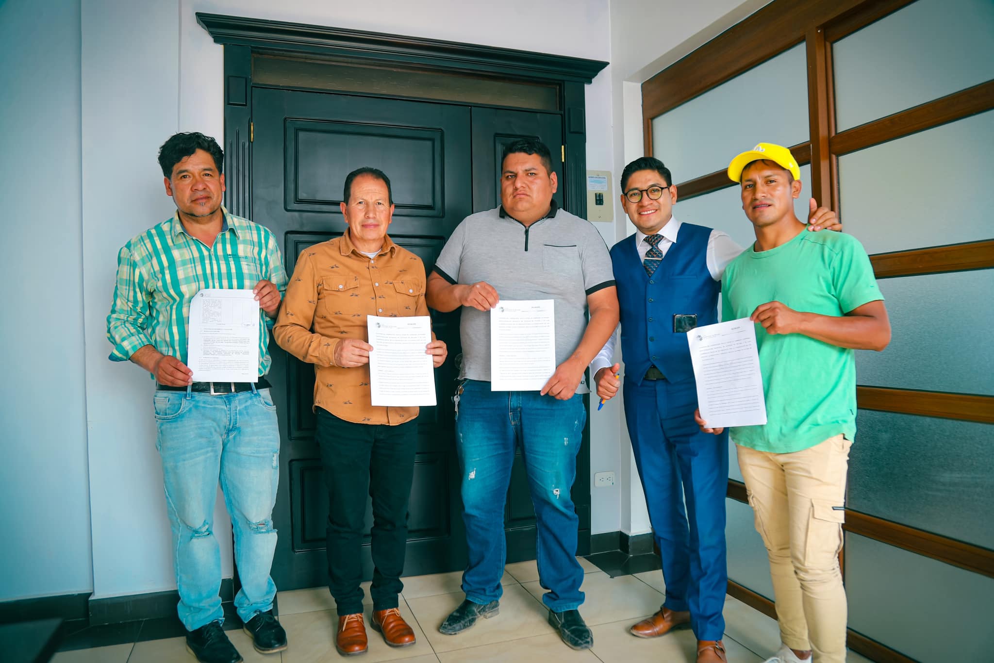 𝐂𝐨𝐦𝐩𝐫𝐨𝐦𝐢𝐬𝐨 𝐜𝐨𝐧 𝐧𝐮𝐞𝐬𝐭𝐫𝐨𝐬 𝐀𝐝𝐮𝐥𝐭𝐨𝐬 𝐌𝐚𝐲𝐨𝐫𝐞𝐬