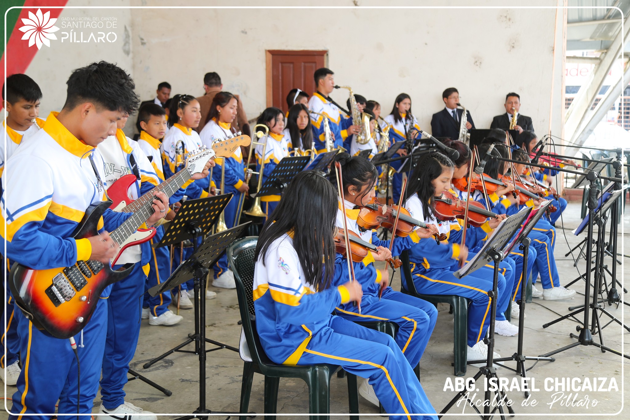 Así se vivió el 𝐂𝐨𝐧𝐜𝐢𝐞𝐫𝐭𝐨 𝐝𝐞 𝐌𝐮́𝐬𝐢𝐜𝐚 𝐔𝐧𝐢𝐯𝐞𝐫𝐬𝐚𝐥 en Píllaro