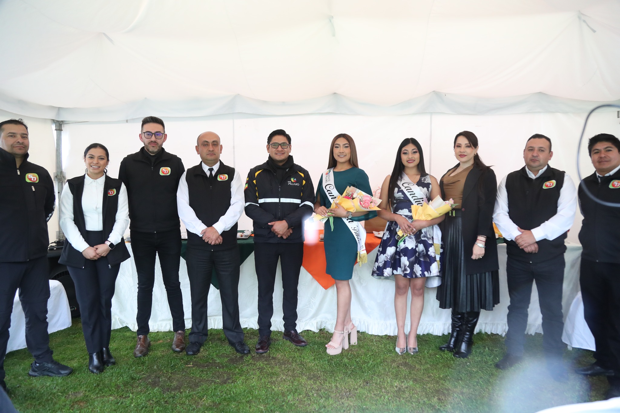 Candidatas a Reina de Píllaro visitan SafeDrive
